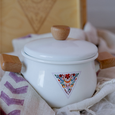 Custom Yoni Steam Pot - White